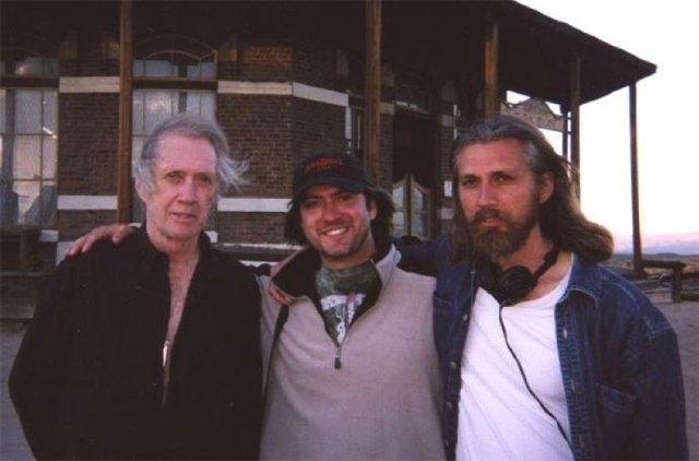 MV5BMTgzNzIyODI2OF5BMl5BanBnXkFtZTcwNDA3Mzk0Mg@@._V1_SX640_SY720_